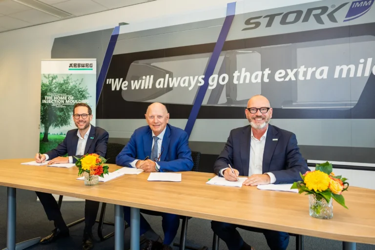 ARBURG acquires Stork IMM